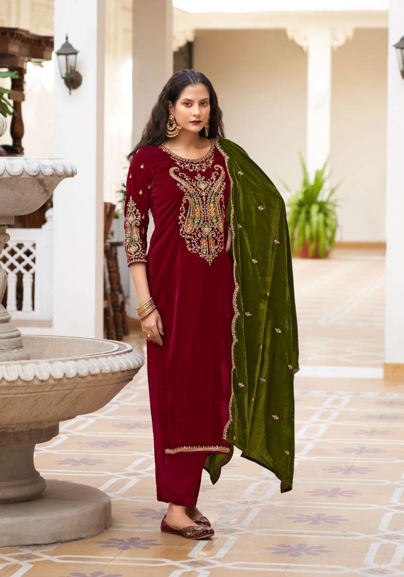 Mehbbob Pakistani Velvet Suit Design 1223