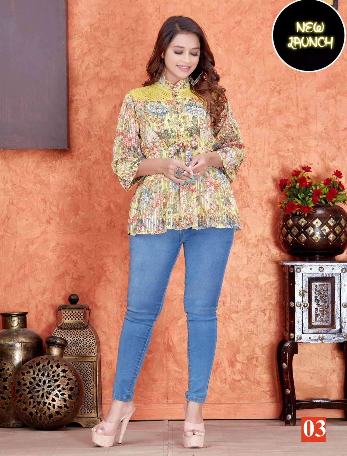 Cotton Rayon Short kurtis for jeans Latest short kurti Design 2022 at Rs  949 in Surat