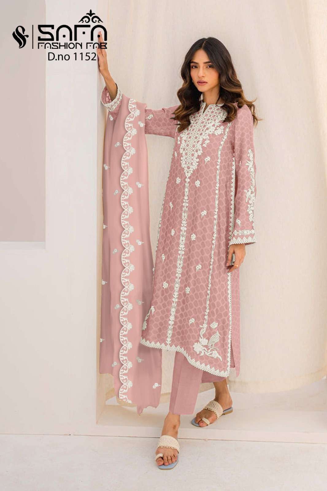 Safa Fashion Fab 1152 Georgette Pakistani suits Wholesaler of salear in india