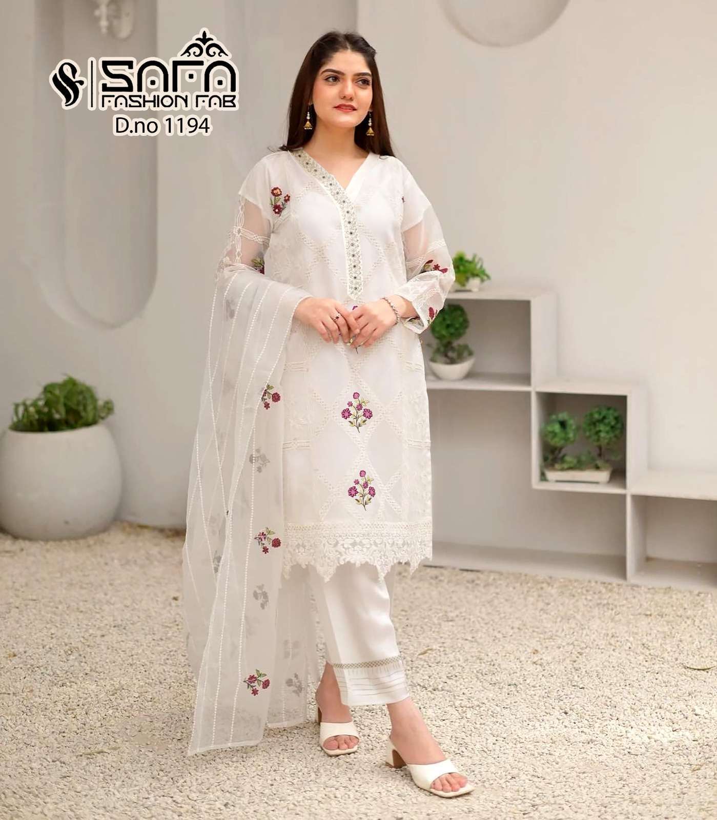 Safa Fashion Fab 1194 Pakistani Suits Wholesaler India