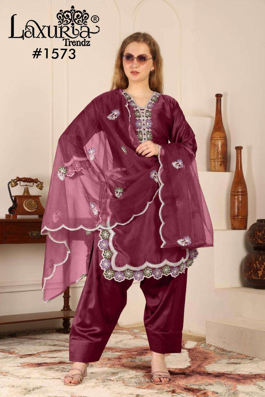 Laxuria Trendz 1573 wholesale pakistani suits