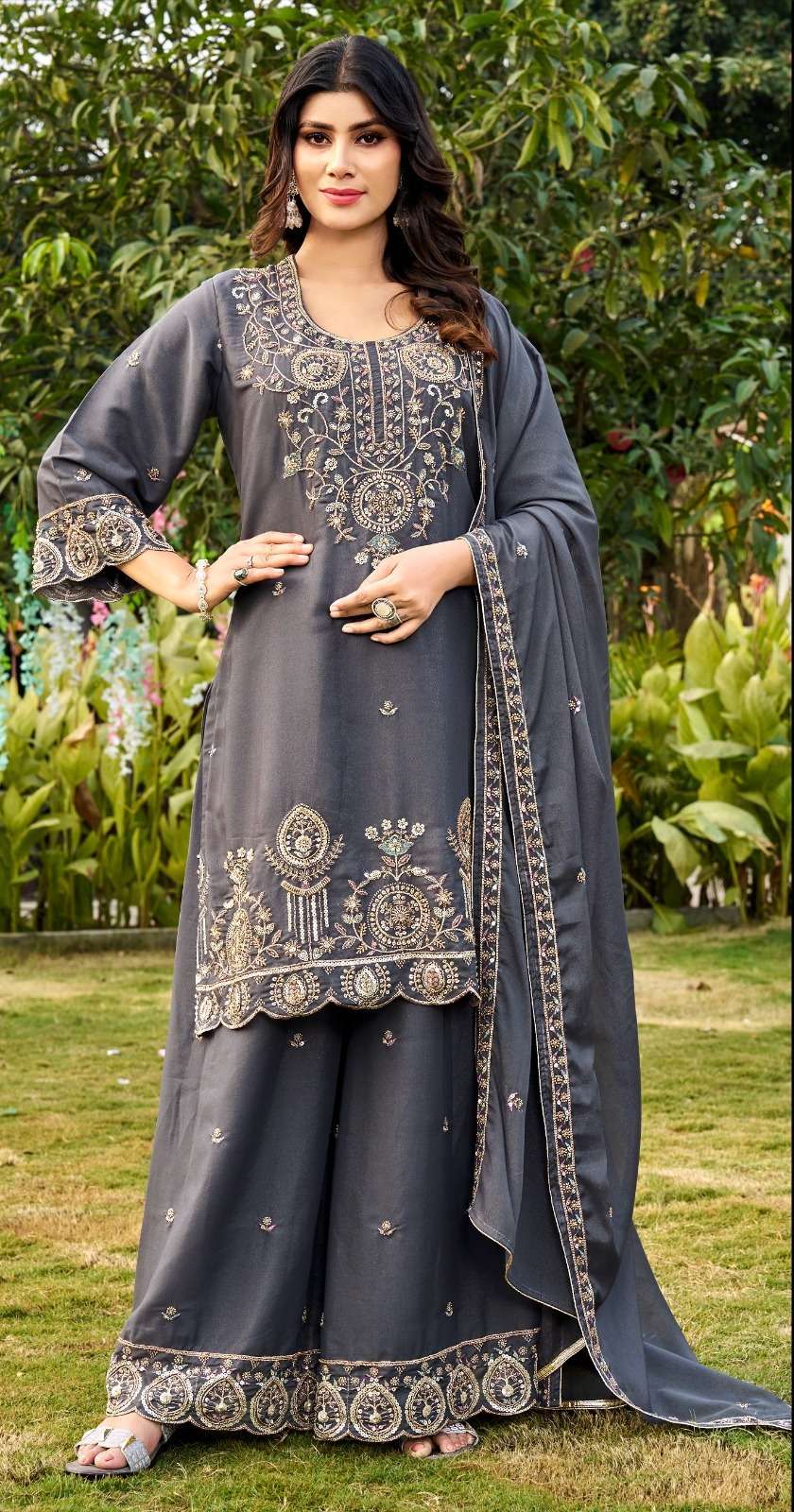 Serine S 1063 pakistani suits wholesale