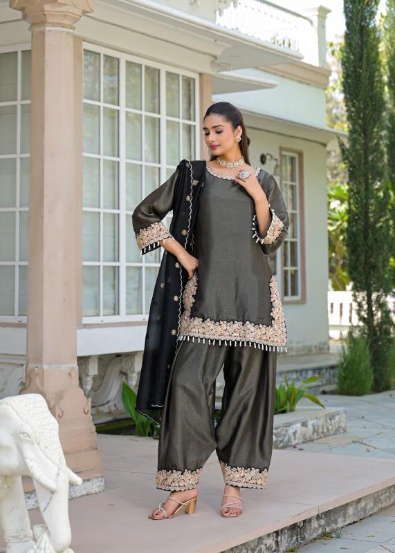Afsana Noor catalog pakistani kurtis wholesale in surat - Sanvari Fashion
