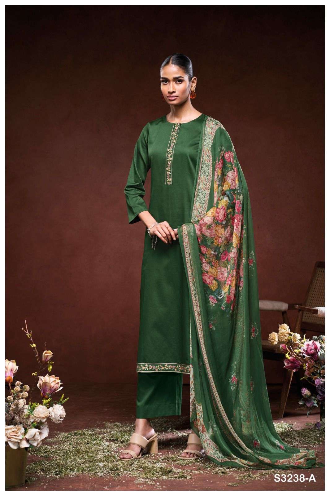 Ganga Mikenna 3238 wholesale pakistani suits in lucknow