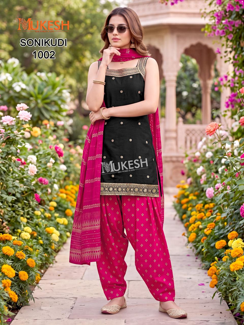Mukesh Sonikudi catalog bangalore chickpet wholesale readymade kurti market - Sanvari Fashion